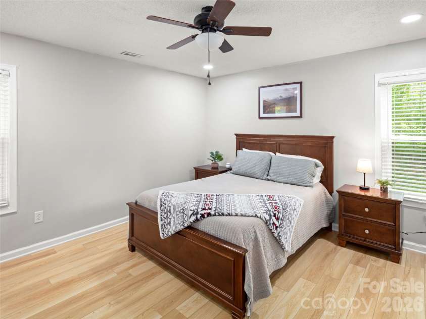224 Clover Drive, Fletcher, NC 28732.  MLS# CAR4377106, YatesRealty ID 41111. 