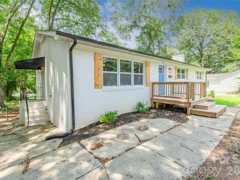 919 Weldon Street, Gastonia, NC 28052.  MLS# CAR4409243, YatesRealty ID 41113. 