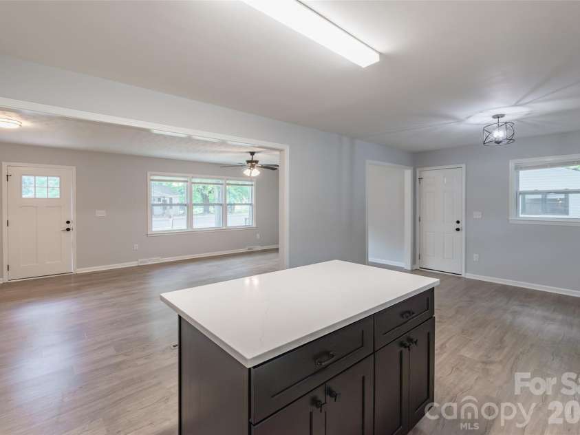 919 Weldon Street, Gastonia, NC 28052.  MLS# CAR4409243, YatesRealty ID 41113. 
