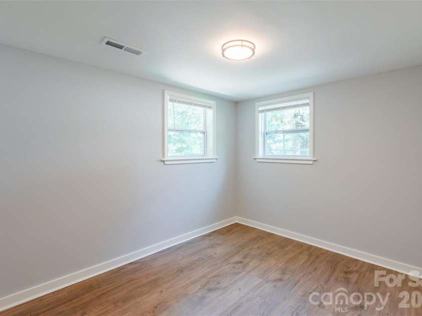 919 Weldon Street, Gastonia, NC 28052.  MLS# CAR4409243, YatesRealty ID 41113. 