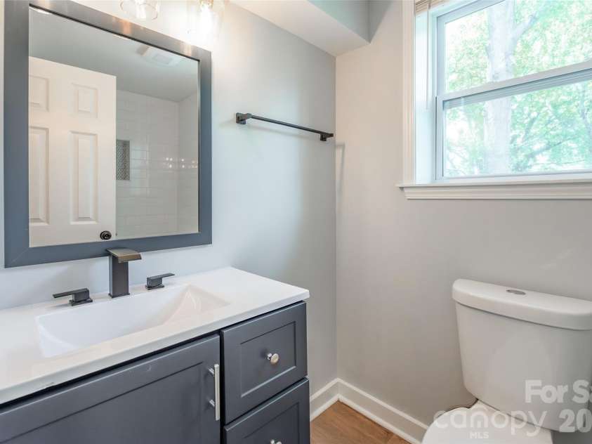 919 Weldon Street, Gastonia, NC 28052.  MLS# CAR4409243, YatesRealty ID 41113. 