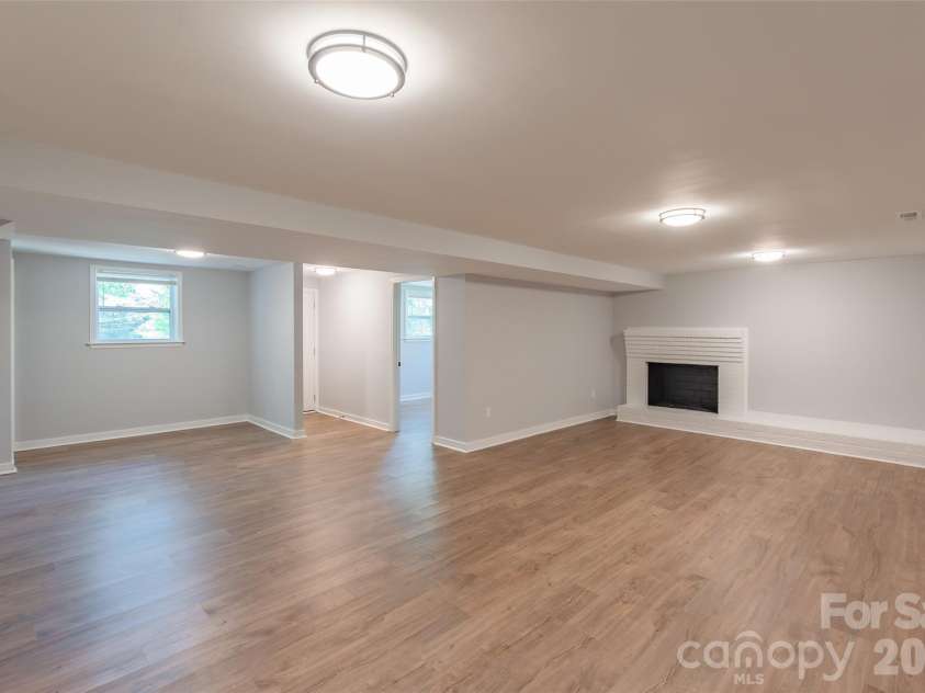919 Weldon Street, Gastonia, NC 28052.  MLS# CAR4409243, YatesRealty ID 41113. 