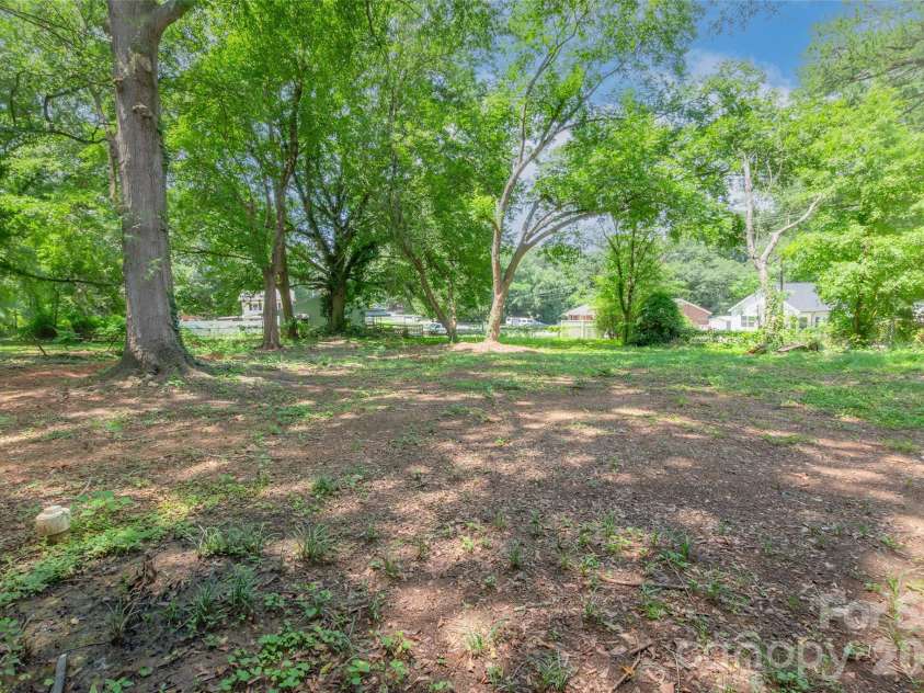919 Weldon Street, Gastonia, NC 28052.  MLS# CAR4409243, YatesRealty ID 41113. 
