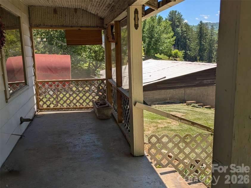 1920 Thickety Road, Clyde, NC 28721.  MLS# CAR4407319, YatesRealty ID 41115. 