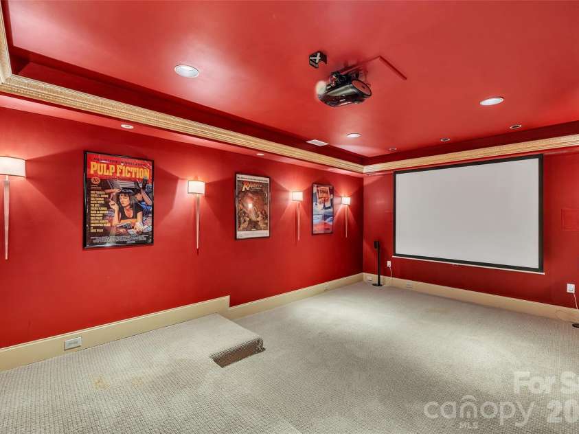 2214 La Maison Drive, Charlotte, NC 28226.  MLS# CAR4402366, YatesRealty ID 41116. 
