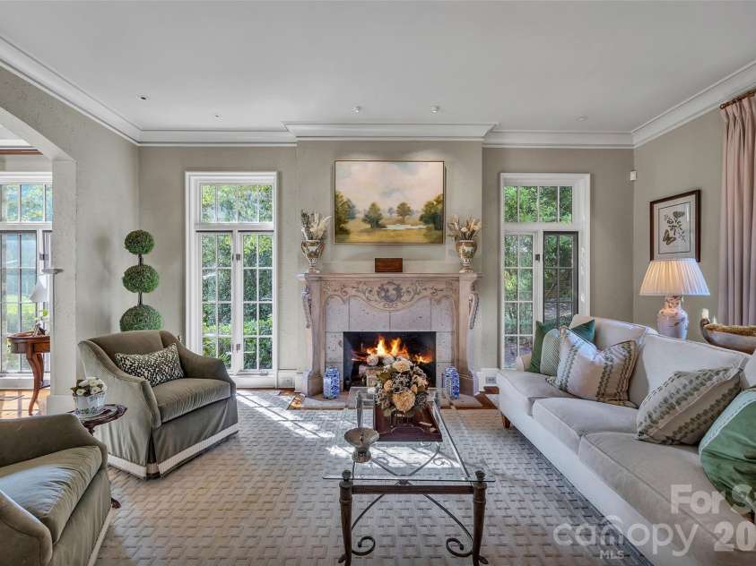 2214 La Maison Drive, Charlotte, NC 28226.  MLS# CAR4402366, YatesRealty ID 41116. 