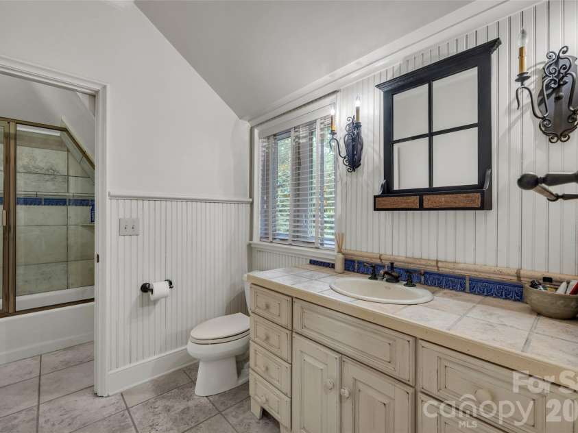 2214 La Maison Drive, Charlotte, NC 28226.  MLS# CAR4402366, YatesRealty ID 41116. 