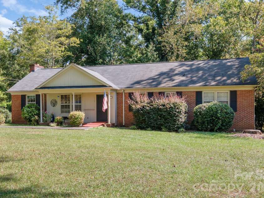 1790 Havenwood Drive, Lancaster, SC 29720.  MLS# CAR4303834, YatesRealty ID 41117. 