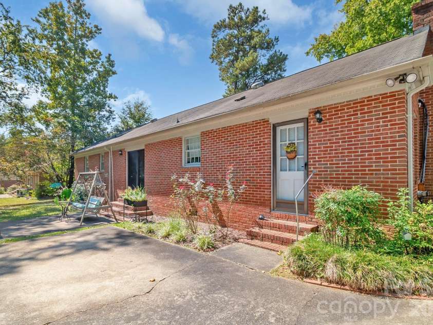 1790 Havenwood Drive, Lancaster, SC 29720.  MLS# CAR4303834, YatesRealty ID 41117. 
