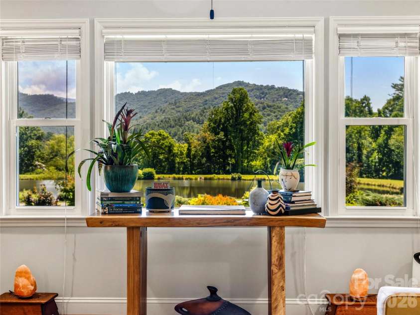 13 Ashley Road, Asheville, NC 28805.  MLS# CAR4407414, YatesRealty ID 41118. 