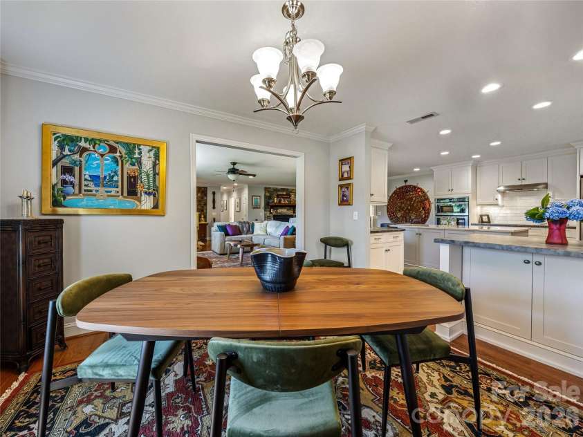 13 Ashley Road, Asheville, NC 28805.  MLS# CAR4407414, YatesRealty ID 41118. 