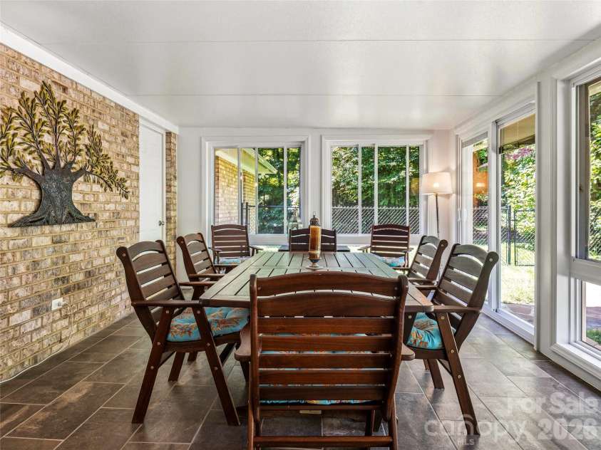13 Ashley Road, Asheville, NC 28805.  MLS# CAR4407414, YatesRealty ID 41118. 