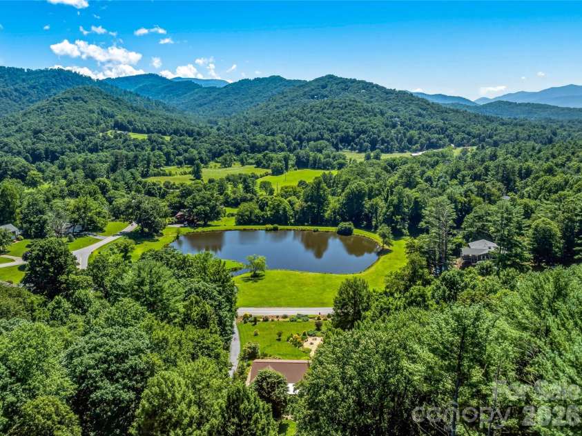 13 Ashley Road, Asheville, NC 28805.  MLS# CAR4407414, YatesRealty ID 41118. 