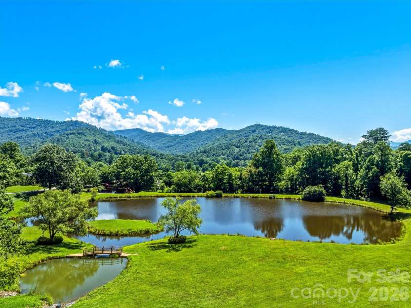 13 Ashley Road, Asheville, NC 28805.  MLS# CAR4407414, YatesRealty ID 41118. 