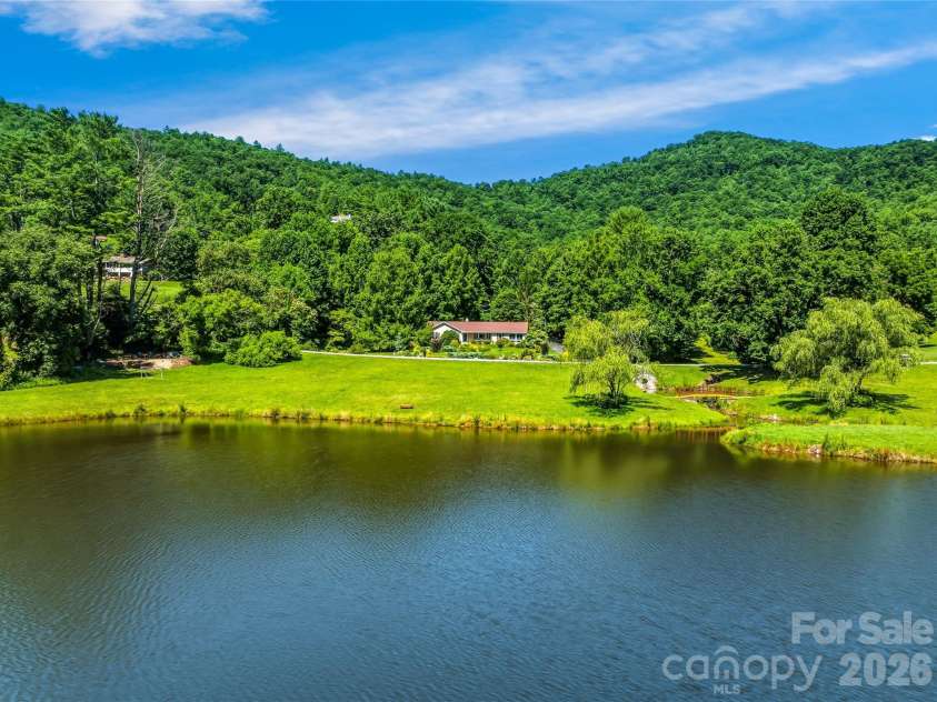13 Ashley Road, Asheville, NC 28805.  MLS# CAR4407414, YatesRealty ID 41118. 