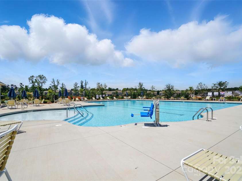 1770 Wardwell Drive, Sherrills Ford, NC 28673.  MLS# CAR4333798, YatesRealty ID 4112. Amenities