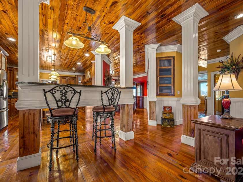 648 Harrill Dairy Road, Forest City, NC 28043.  MLS# CAR4322686, YatesRealty ID 4112. Breakfast Bar