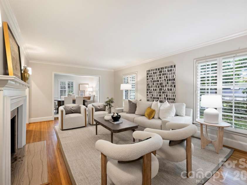 5519 Robinhood Road, Charlotte, NC 28211.  MLS# CAR4398545, YatesRealty ID 41120. 