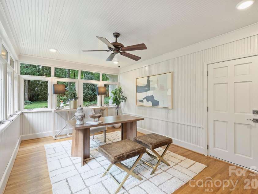 5519 Robinhood Road, Charlotte, NC 28211.  MLS# CAR4398545, YatesRealty ID 41120. 