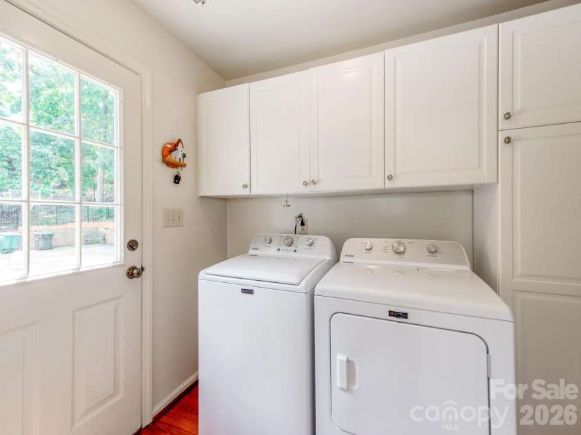621 Laurel Fork Drive, Matthews, NC 28105.  MLS# CAR4408022, YatesRealty ID 41121. 