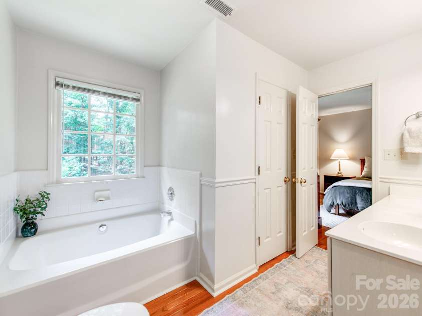621 Laurel Fork Drive, Matthews, NC 28105.  MLS# CAR4408022, YatesRealty ID 41121. 