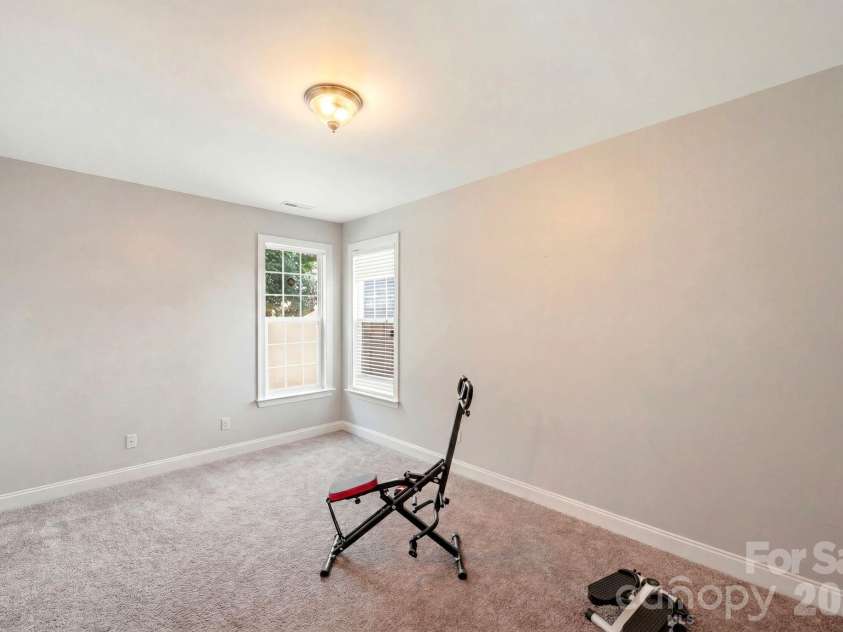 8505 Delamere Lane, Charlotte, NC 28269.  MLS# CAR4424240, YatesRealty ID 41122. 