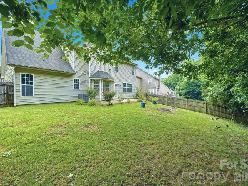 8505 Delamere Lane, Charlotte, NC 28269.  MLS# CAR4424240, YatesRealty ID 41122. 