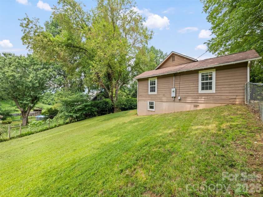 206 Terrell Cove Road, Canton, NC 28716.  MLS# CAR4410084, YatesRealty ID 41123. 
