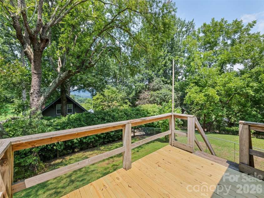 206 Terrell Cove Road, Canton, NC 28716.  MLS# CAR4410084, YatesRealty ID 41123. 
