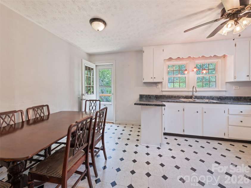 206 Terrell Cove Road, Canton, NC 28716.  MLS# CAR4410084, YatesRealty ID 41123. 
