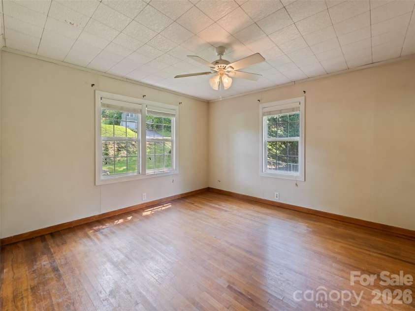 206 Terrell Cove Road, Canton, NC 28716.  MLS# CAR4410084, YatesRealty ID 41123. 
