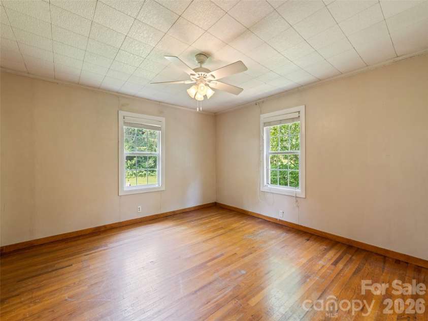 206 Terrell Cove Road, Canton, NC 28716.  MLS# CAR4410084, YatesRealty ID 41123. 