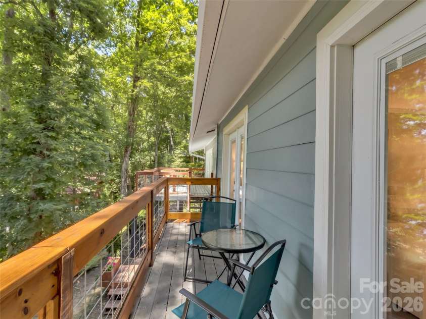 28 Wake Street, Waynesville, NC 28716.  MLS# CAR4402099, YatesRealty ID 41125. 
