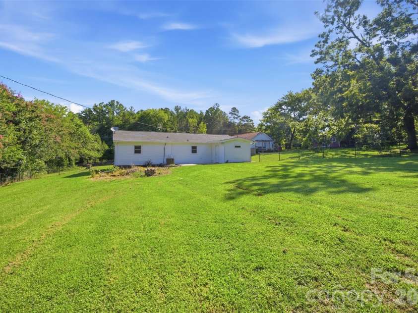 9820 Nc Hwy 73 Highway, Mount Pleasant, NC 28124.  MLS# CAR4410294, YatesRealty ID 41126. 