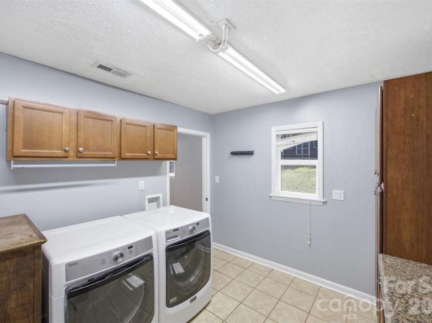 9820 Nc Hwy 73 Highway, Mount Pleasant, NC 28124.  MLS# CAR4410294, YatesRealty ID 41126. Laundry room