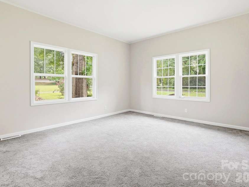606 Townsend Avenue, Gastonia, NC 28052.  MLS# CAR4396670, YatesRealty ID 41128. 3rd Bedroom