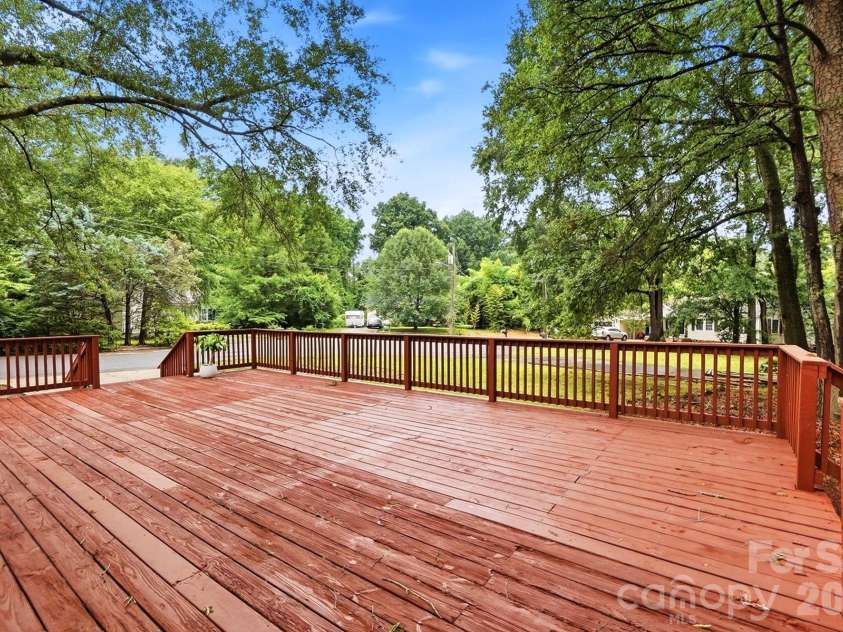 606 Townsend Avenue, Gastonia, NC 28052.  MLS# CAR4396670, YatesRealty ID 41128. Stunning Huge Deck