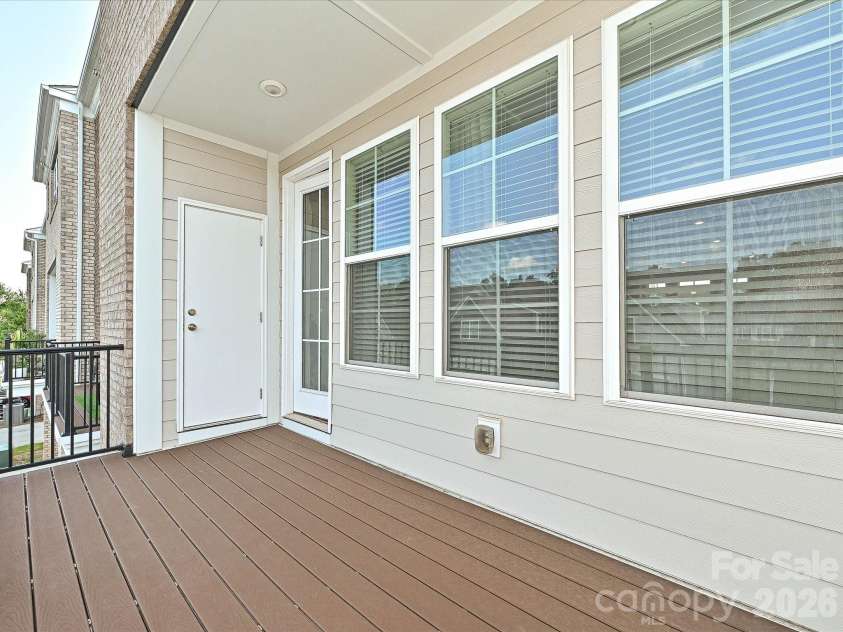 7827 Reunion Row Drive, Charlotte, NC 28277.  MLS# CAR4409332, YatesRealty ID 41129. 