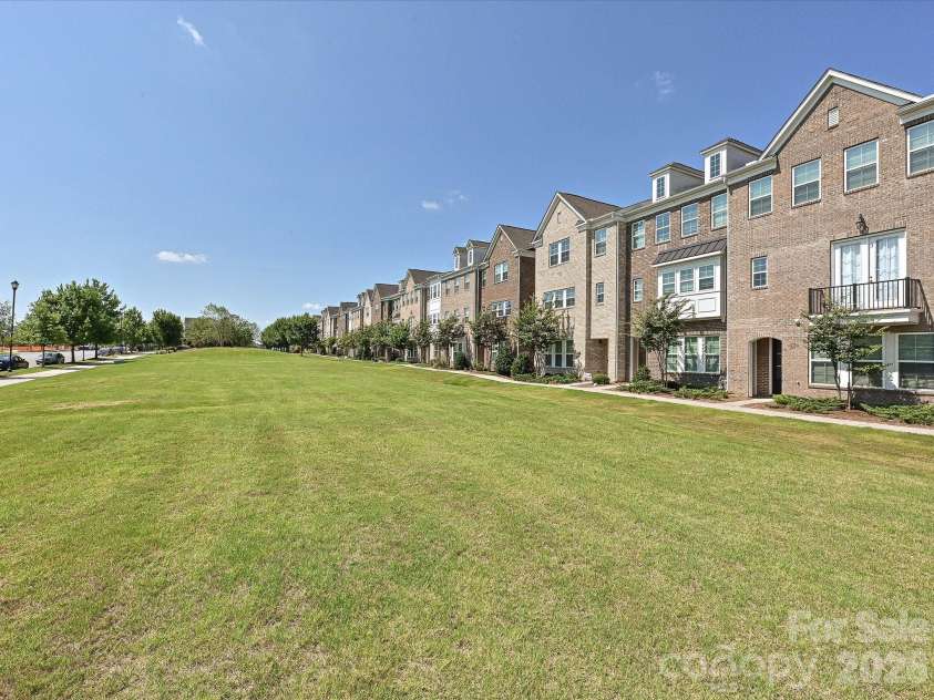 7827 Reunion Row Drive, Charlotte, NC 28277.  MLS# CAR4409332, YatesRealty ID 41129. 