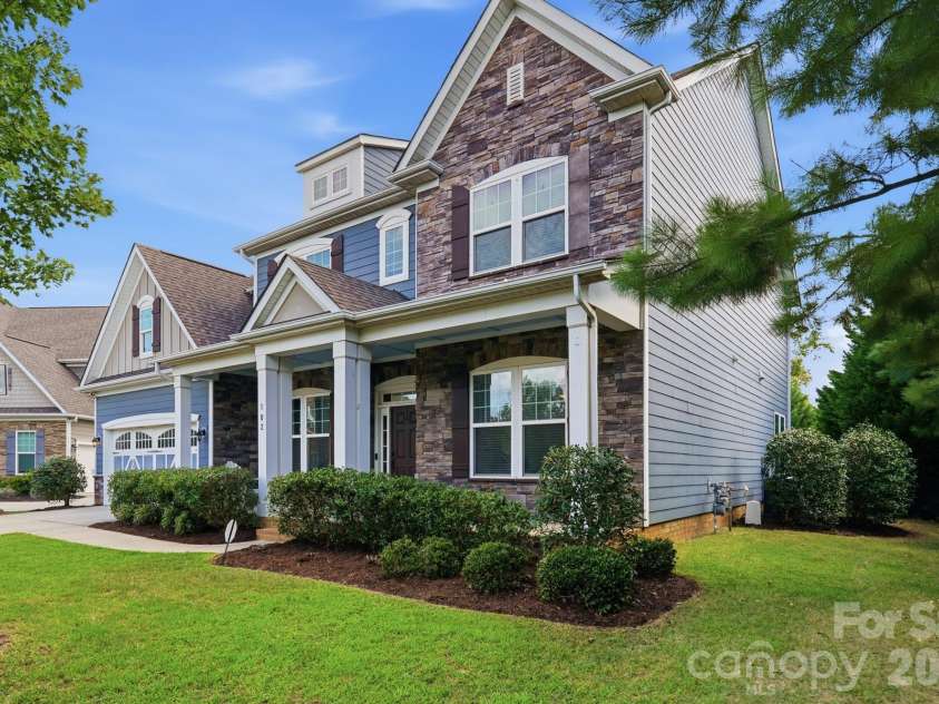 102 Chadderton Way, Waxhaw, NC 28173.  MLS# CAR4400572, YatesRealty ID 41130. 