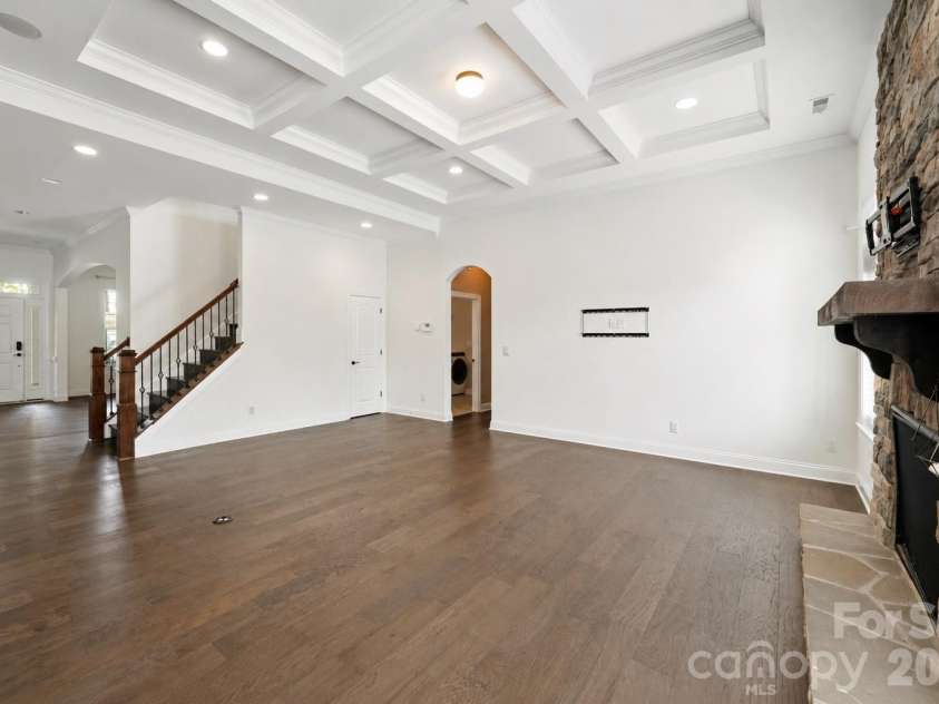 102 Chadderton Way, Waxhaw, NC 28173.  MLS# CAR4400572, YatesRealty ID 41130. 