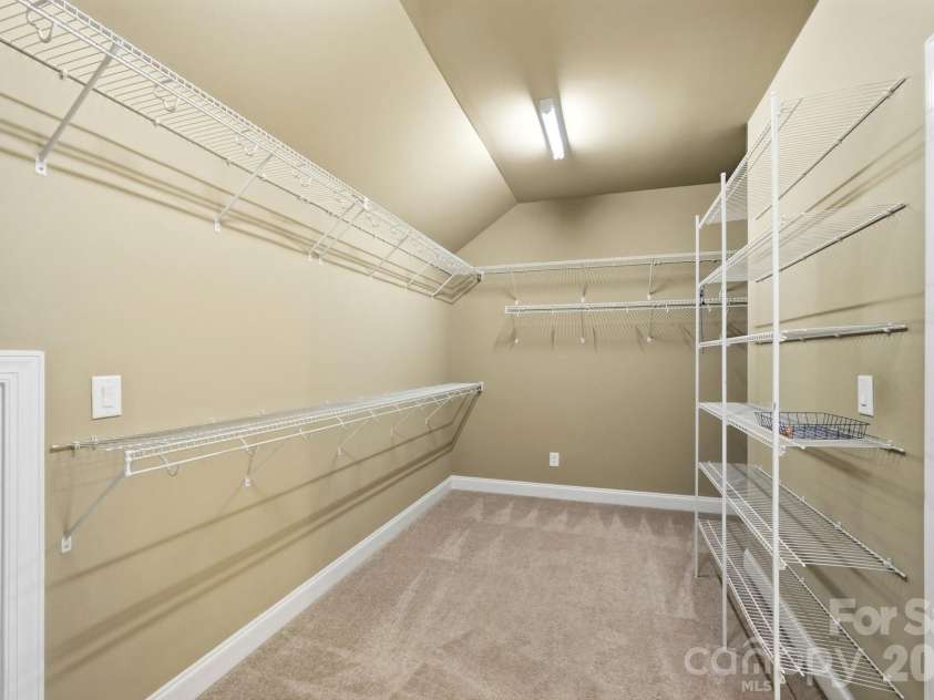 102 Chadderton Way, Waxhaw, NC 28173.  MLS# CAR4400572, YatesRealty ID 41130. 