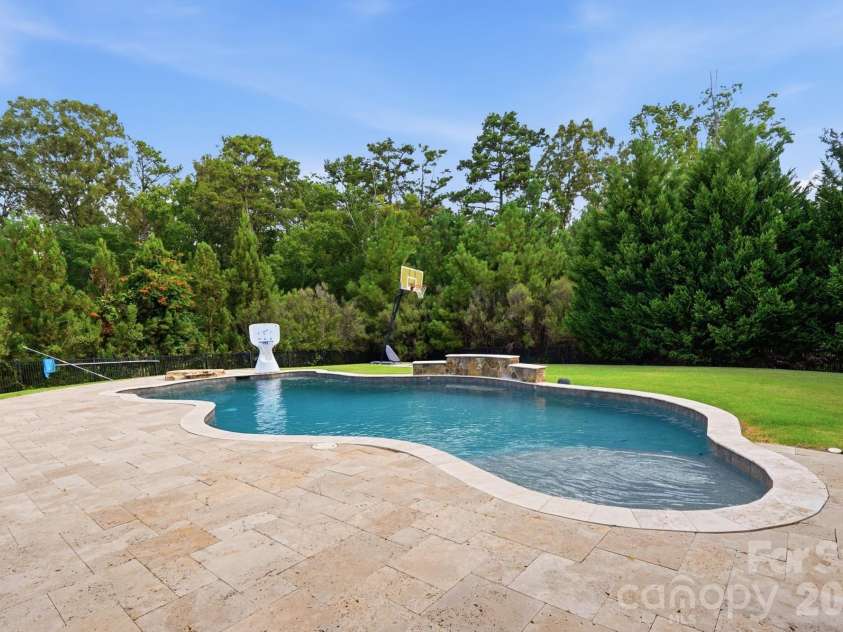 102 Chadderton Way, Waxhaw, NC 28173.  MLS# CAR4400572, YatesRealty ID 41130. 