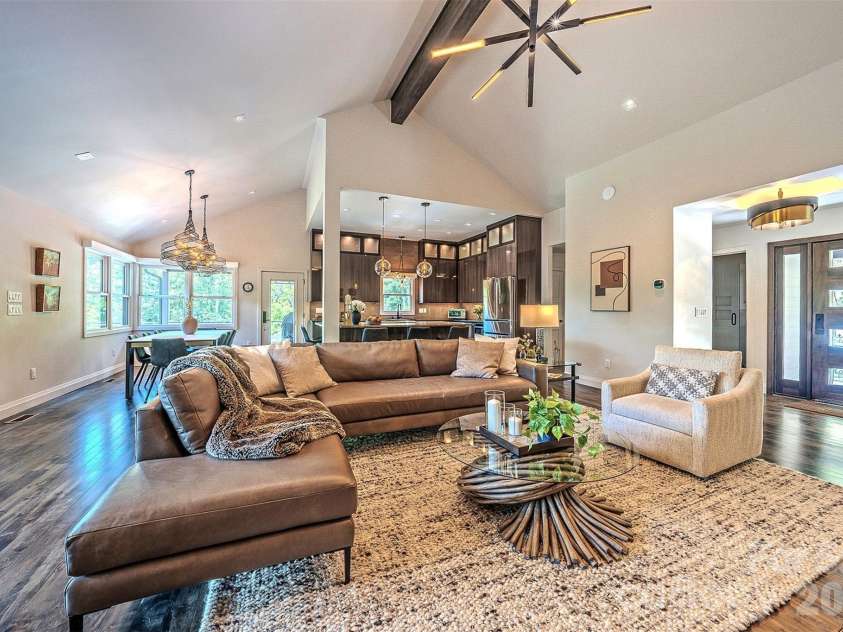 294 Red Knob Lane, Marshall, NC 28753.  MLS# CAR4405147, YatesRealty ID 41131. GREAT ROOM - KITCHEN