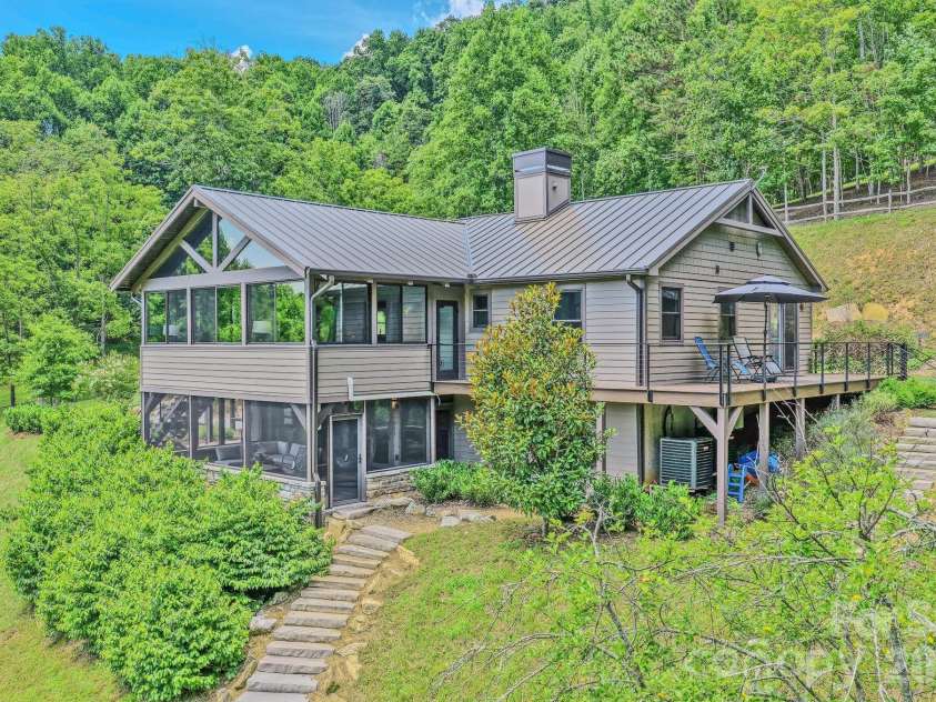 294 Red Knob Lane, Marshall, NC 28753.  MLS# CAR4405147, YatesRealty ID 41131. HOME