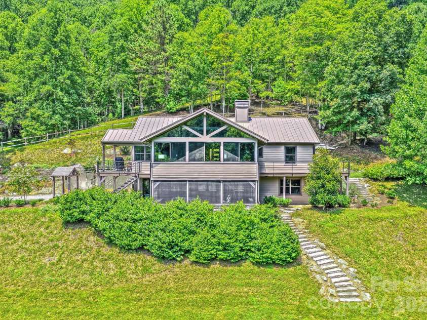 294 Red Knob Lane, Marshall, NC 28753.  MLS# CAR4405147, YatesRealty ID 41131. NOME