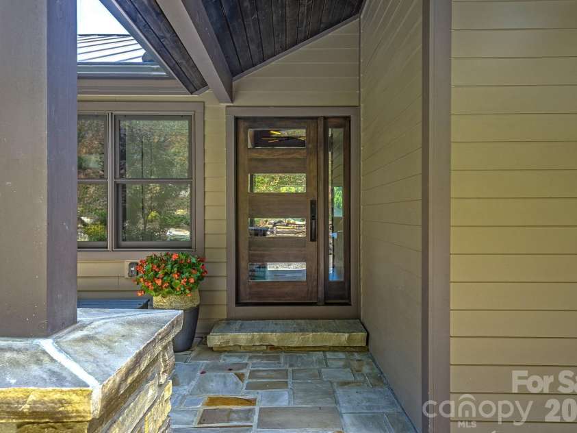 294 Red Knob Lane, Marshall, NC 28753.  MLS# CAR4405147, YatesRealty ID 41131. WELCOME