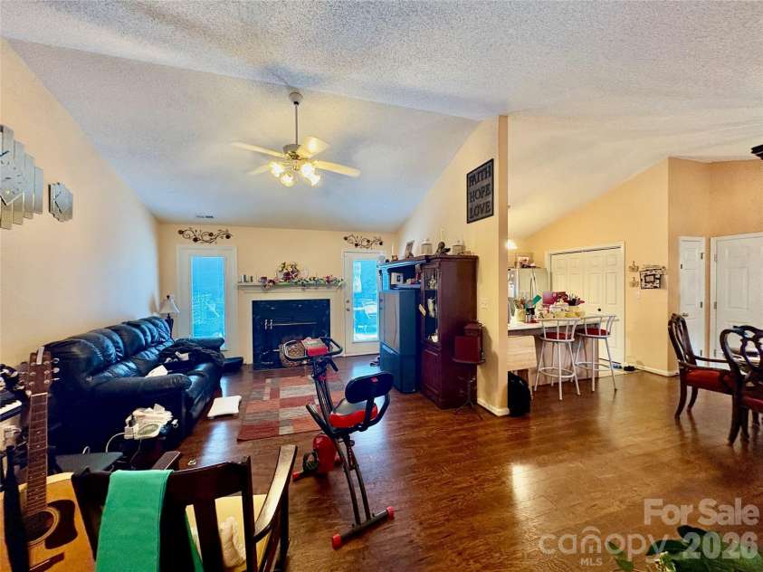 64 Mount Carmel Drive, Asheville, NC 28806.  MLS# CAR4401665, YatesRealty ID 41132. 