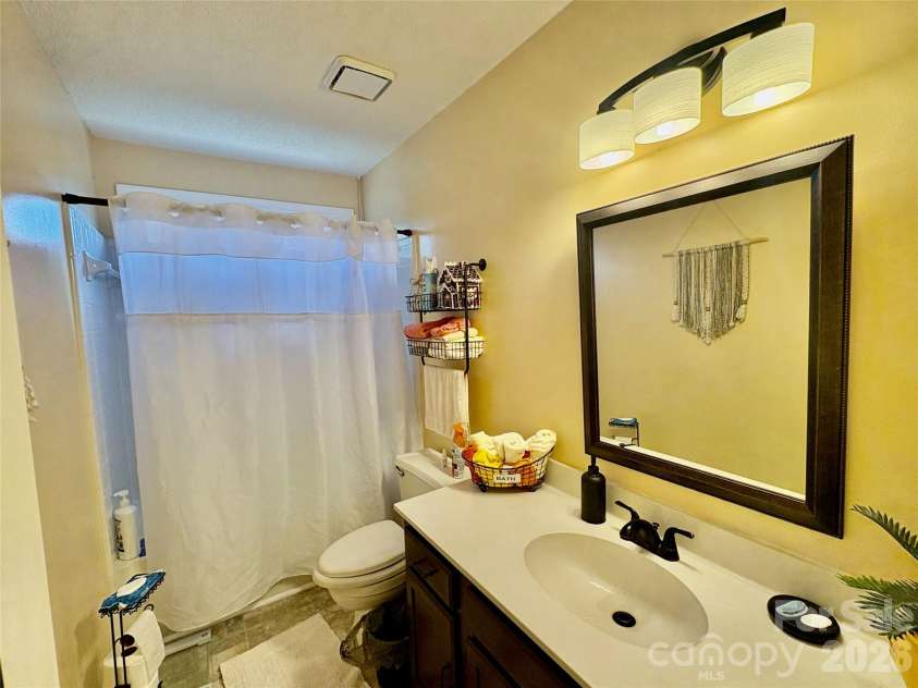 64 Mount Carmel Drive, Asheville, NC 28806.  MLS# CAR4401665, YatesRealty ID 41132. 