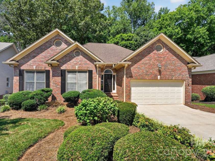1935 Hamptonwood Road, Rock Hill, SC 29732.  MLS# CAR4410344, YatesRealty ID 41133. 
